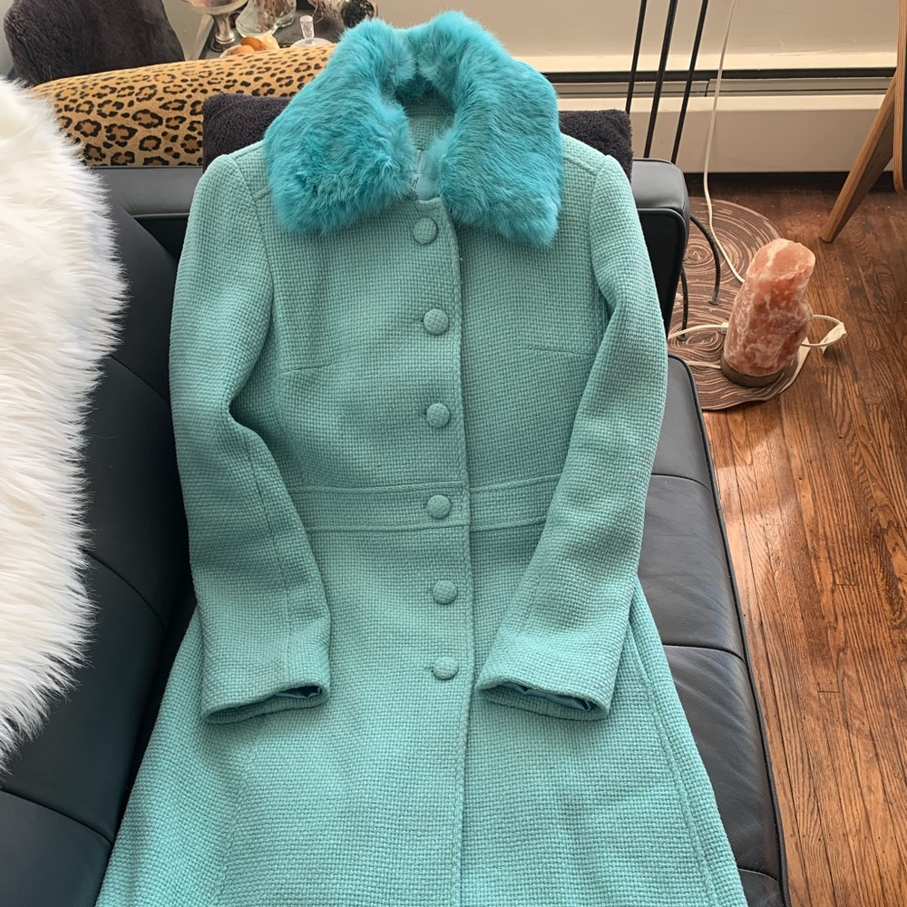Elegant Turquoise Women's Coat with Fur Collar